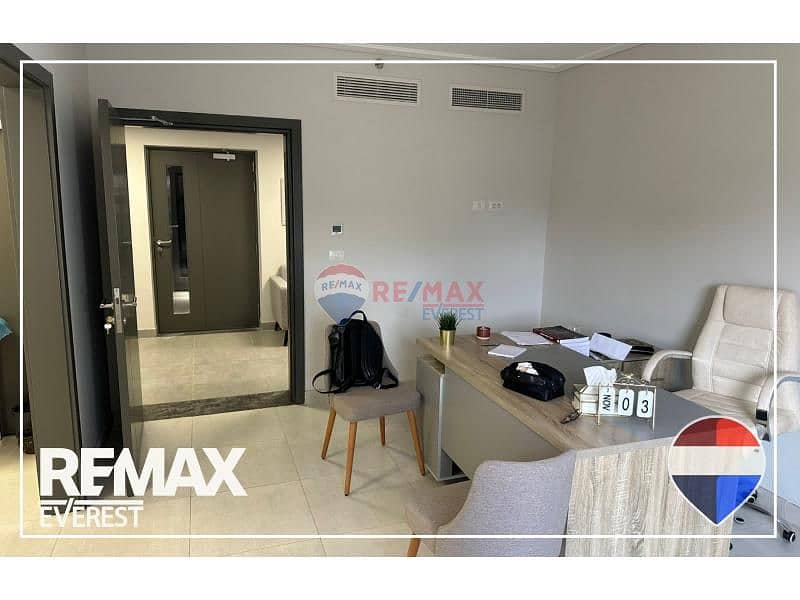 7 18a7c226-5695-4b7b-a474-9dd574d1d6f6. jfif. jpg