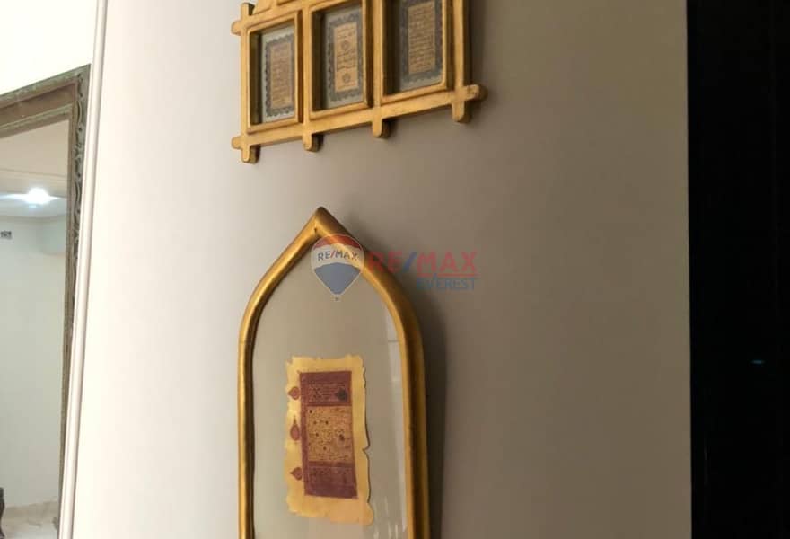 4 bb7daf42-8d1f-4cc9-ab40-fd9a6d12582d_original. jpg