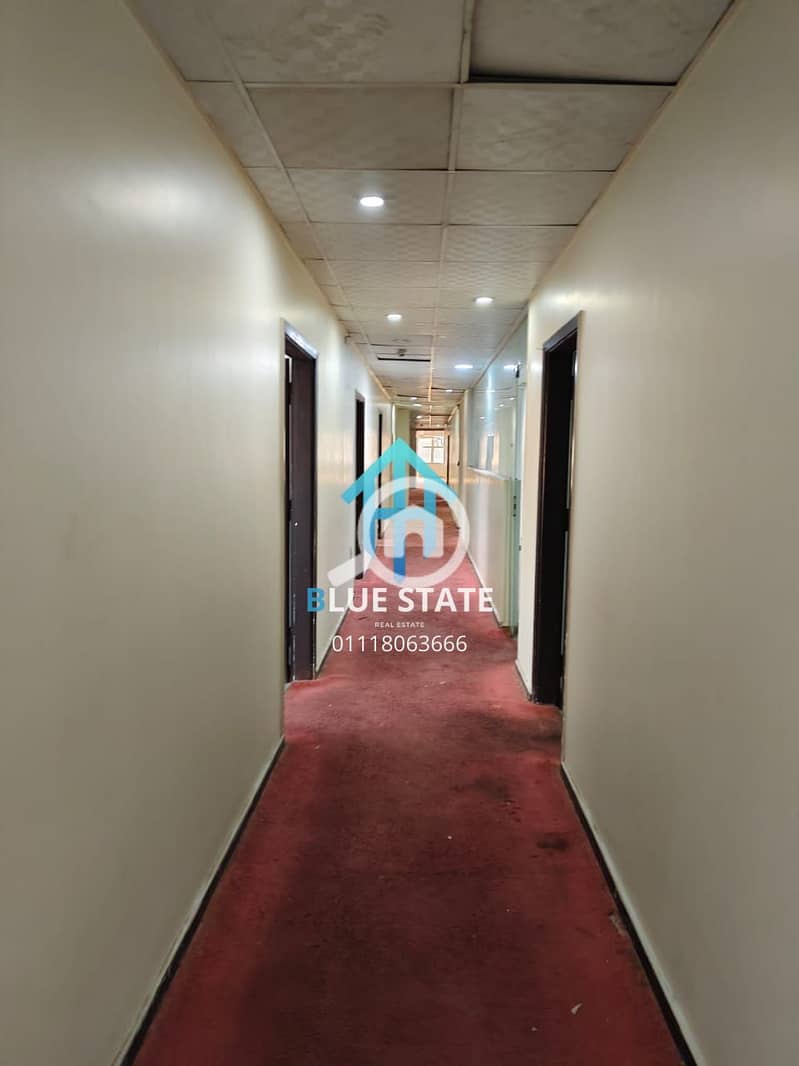 5 01118063666 (5). png