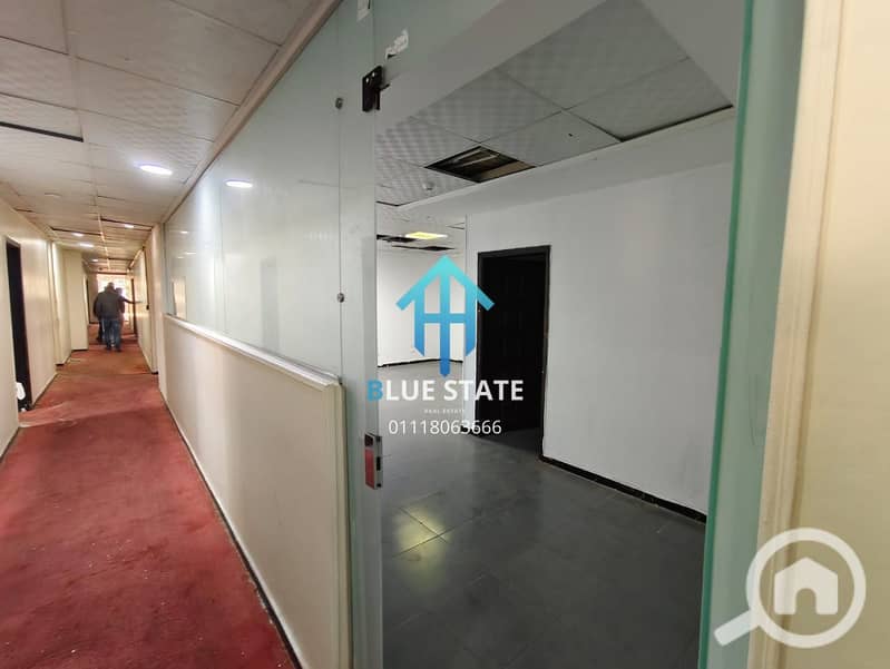 9 01118063666 (2). png