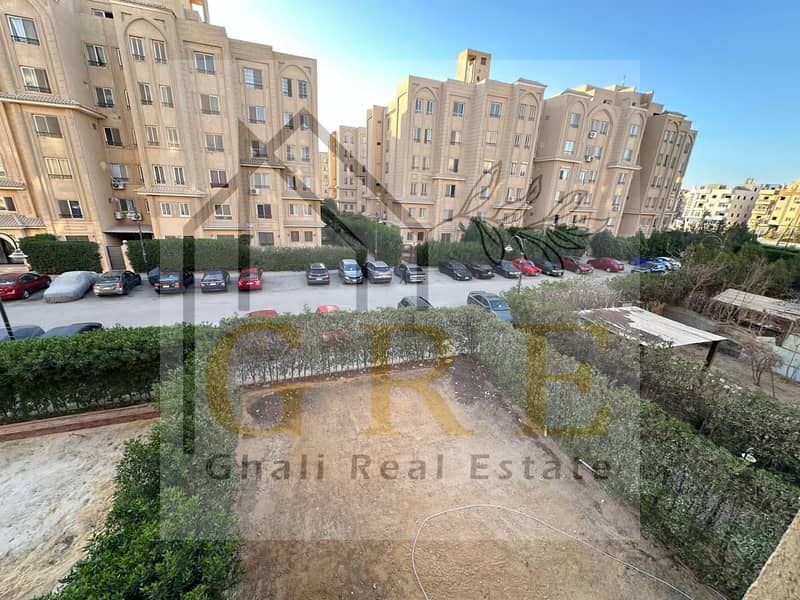 10 8520fa8c-8e88-435c-92cf-baea103c8b79. jpg