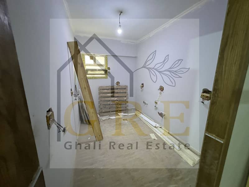 4 2ea593b2-8b02-4b1d-a64c-a498c03ca28e. jpg