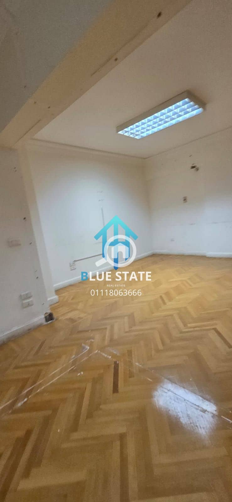 4 01118063666 (11). png