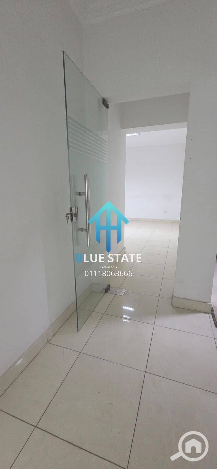 8 01118063666 (2). png