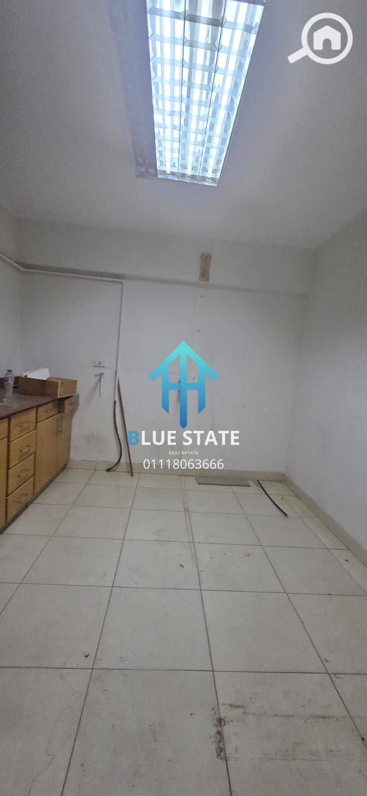 10 01118063666 (6). png