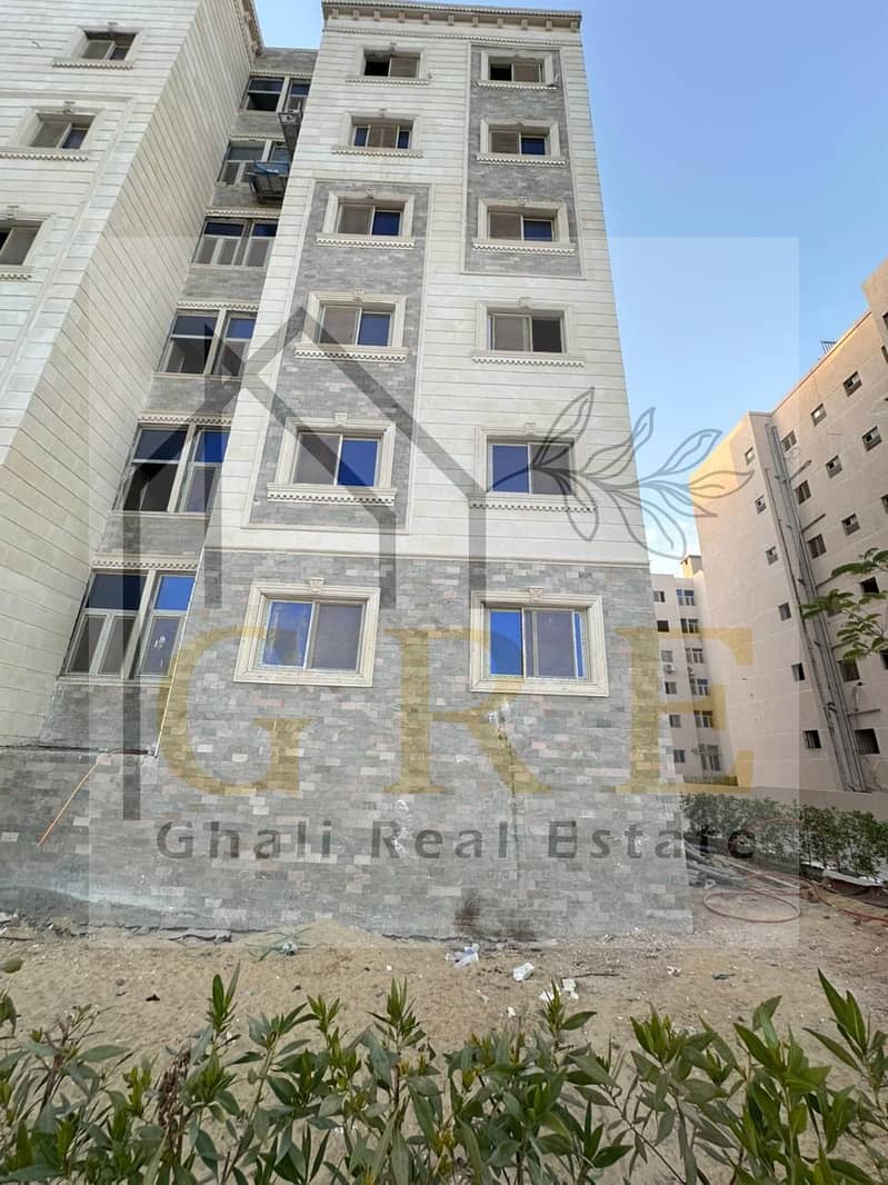 13 b1f33209-0470-42fb-b04b-9792487e4458. jpg