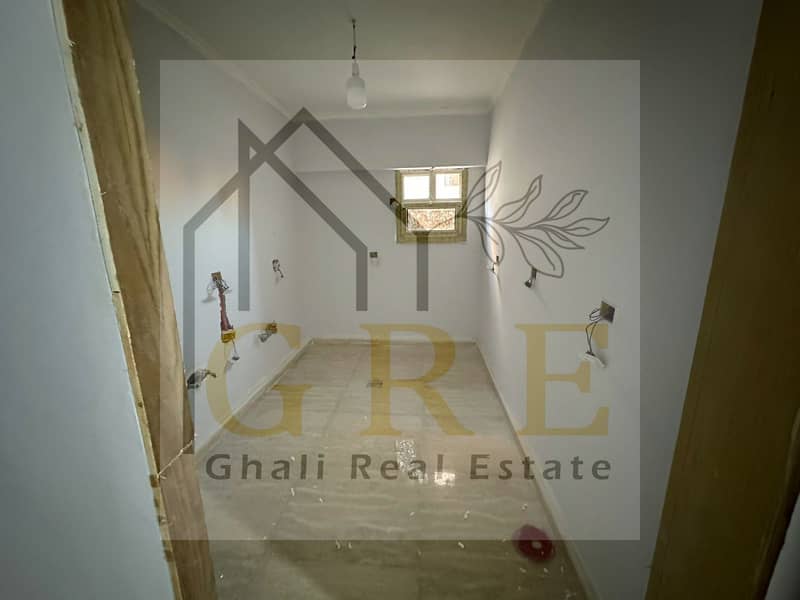 15 f04faa72-2ffd-470f-ba12-b304a46c5775. jpg