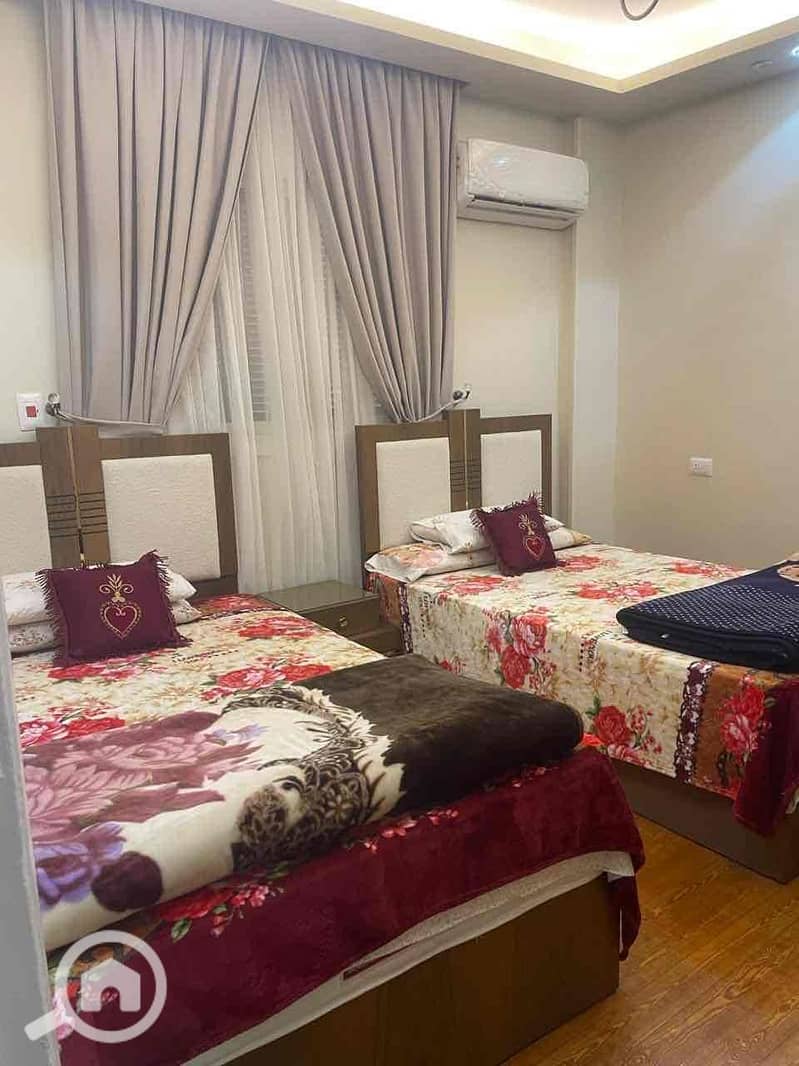 7 45d4d0d9-9a73-4655-946f-61a29072f511. jpg