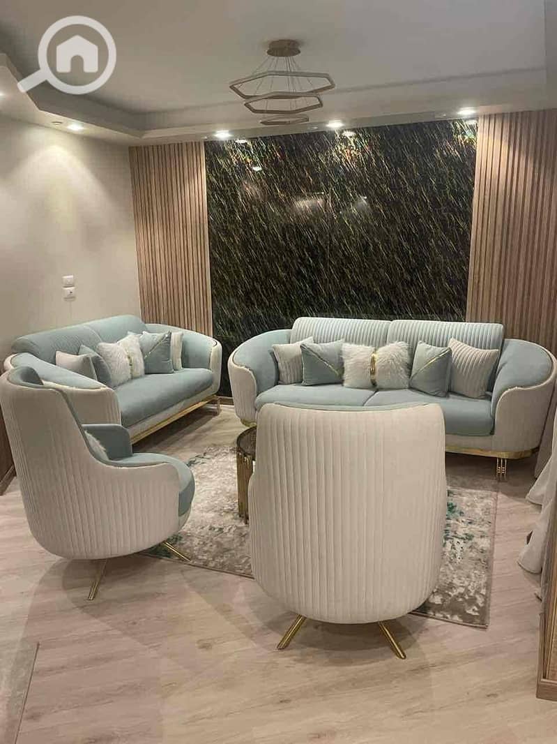 18 757dda4d-423d-49e7-9914-70e0a080f63b. jpg