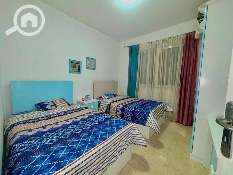 11 b4ec829e-e05c-470f-9da1-f1bf975d9a74. jpg