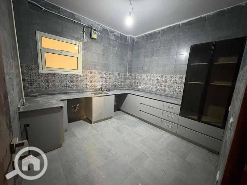 3 81268f64-5342-4e3f-b2e0-96245d57e9ae. jpg