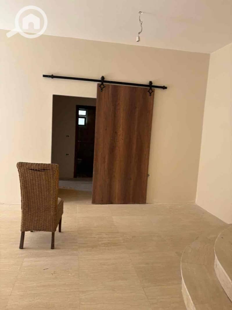 7 5f5155ef-f929-48da-9934-f41ea45b99f3. jpg