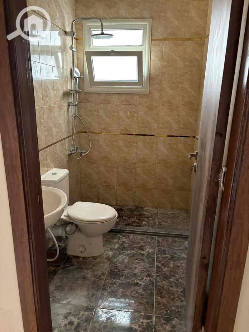 12 bd508830-01b0-413c-9a3f-d541499826f8. jpg