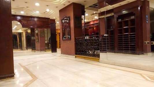 محلات تجارية  للايجار في المهندسين، الجيزة - محل للايجار 205 م - المهندسين - موقع حيوي - تشطيب سوبر لوكس- من المالك