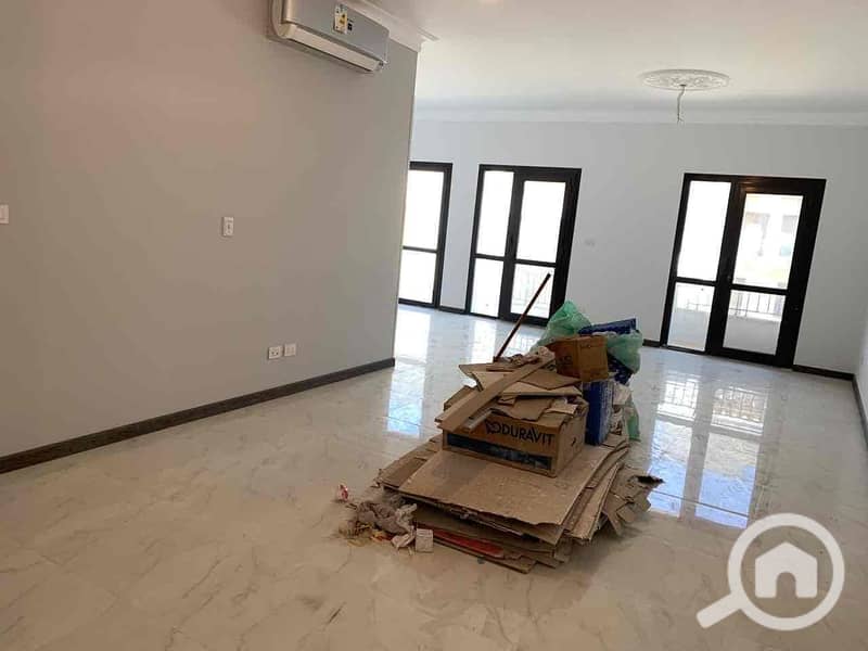 2 c0612dd0-d34a-46b0-bacc-28134f68d199. jpg