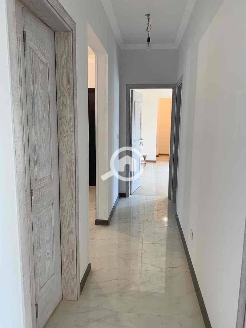 8 a8648c55-5d6c-4776-8ded-8d75e2be3535. jpg