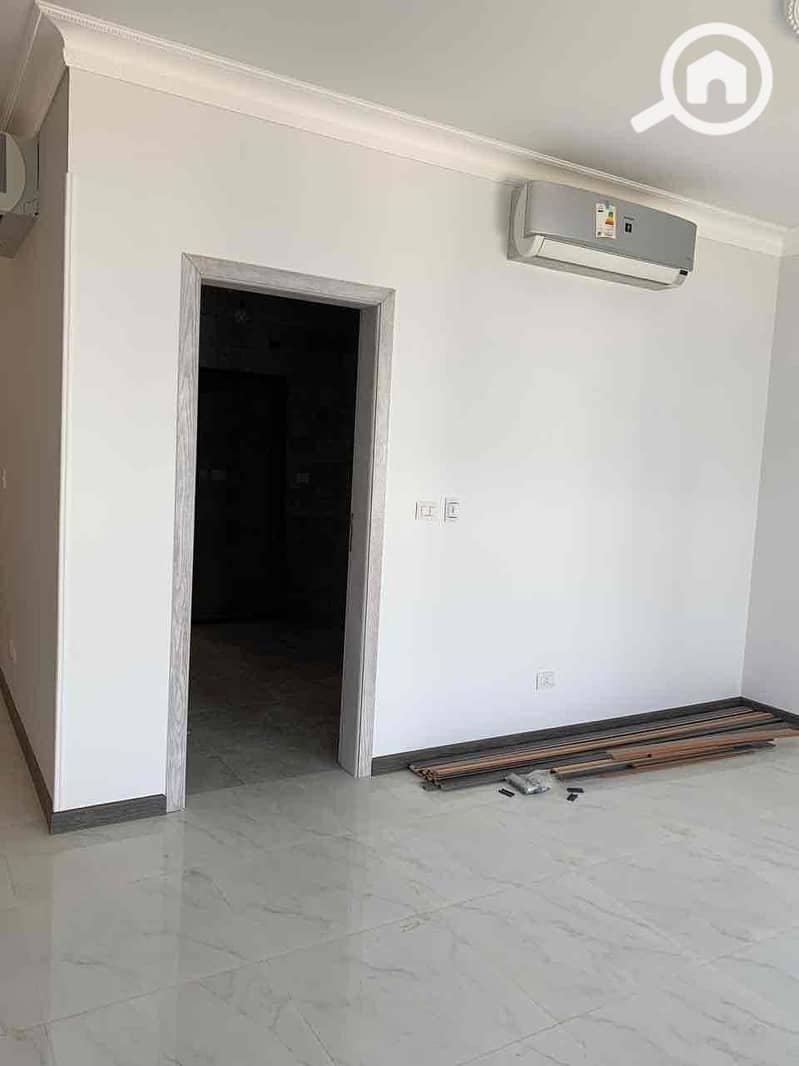 13 cc4249e6-c759-42f7-ae70-ec8b7809c681. jpg