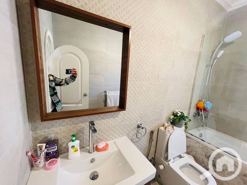 10 494531392_122263218488228254_7139808931528105253_n. jpg