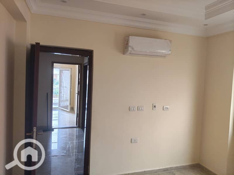 5 288d5e27-4327-41ec-b971-33bee89e7de4. jpg