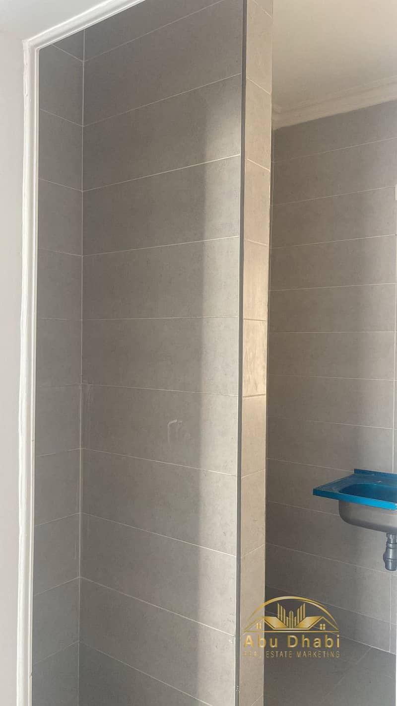 5 fa739f7c-536c-405b-8230-91f2304ef99c. jpg