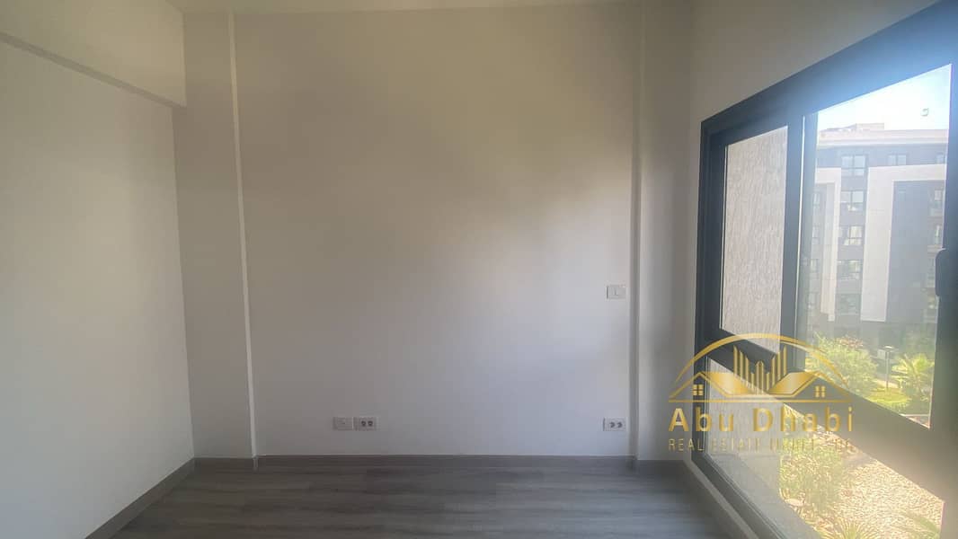 17 b8cd14d7-fb87-422f-ab88-b29a544c4444. jpg