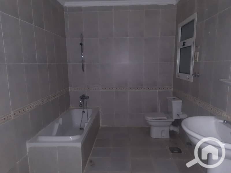 7 cb2534c9-867a-480a-9502-ec86d2278cdf. jpg