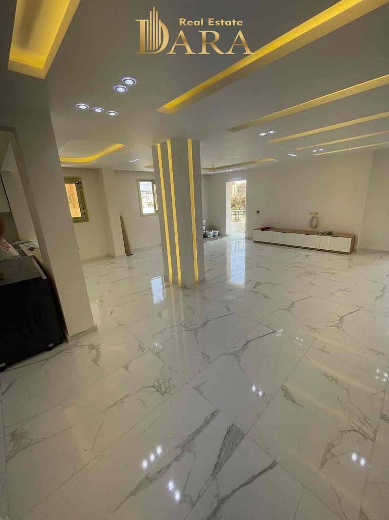 14 8f303f4f-3fe7-48d7-be22-ac0da8125206. jpg