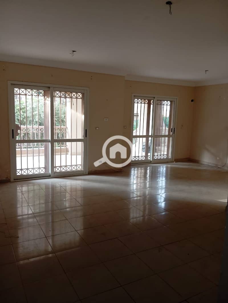 2 4b83f77e-e9a1-443d-89bc-22dc3bdaa0ae. jpg