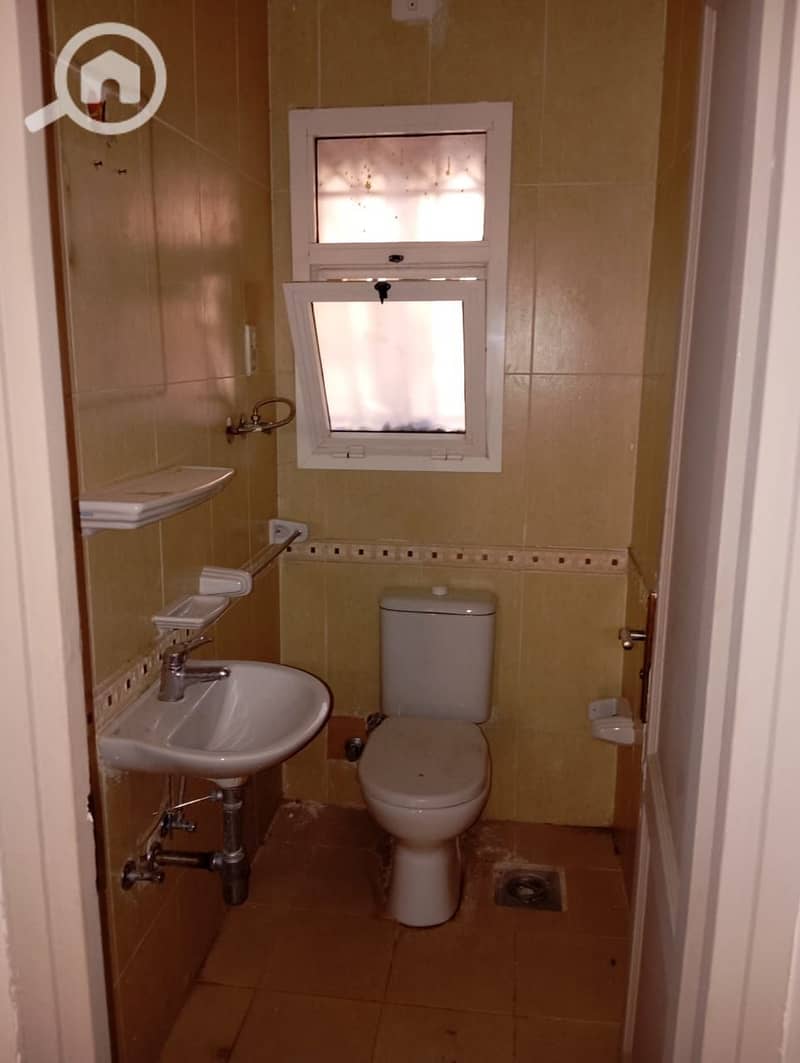 5 27caf585-00c6-48c4-be5d-fe465c3796c5. jpg