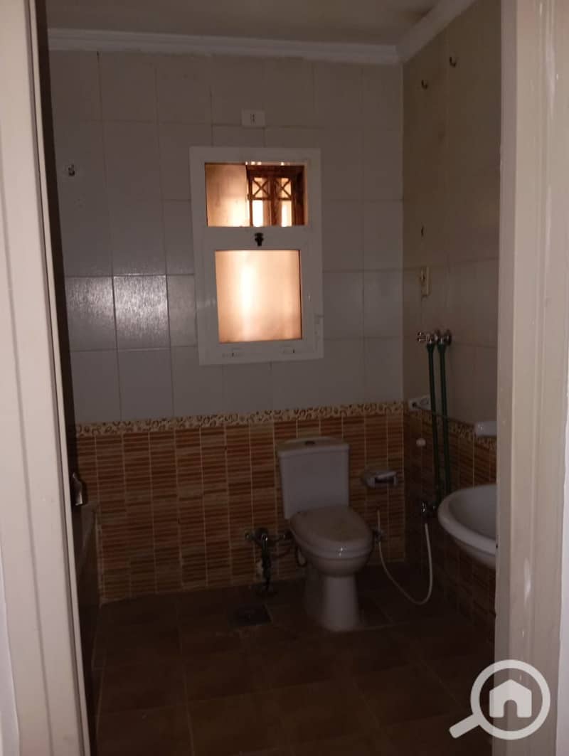 4 898c08c1-2640-4e38-9e82-b3340a6a7fe5. jpg