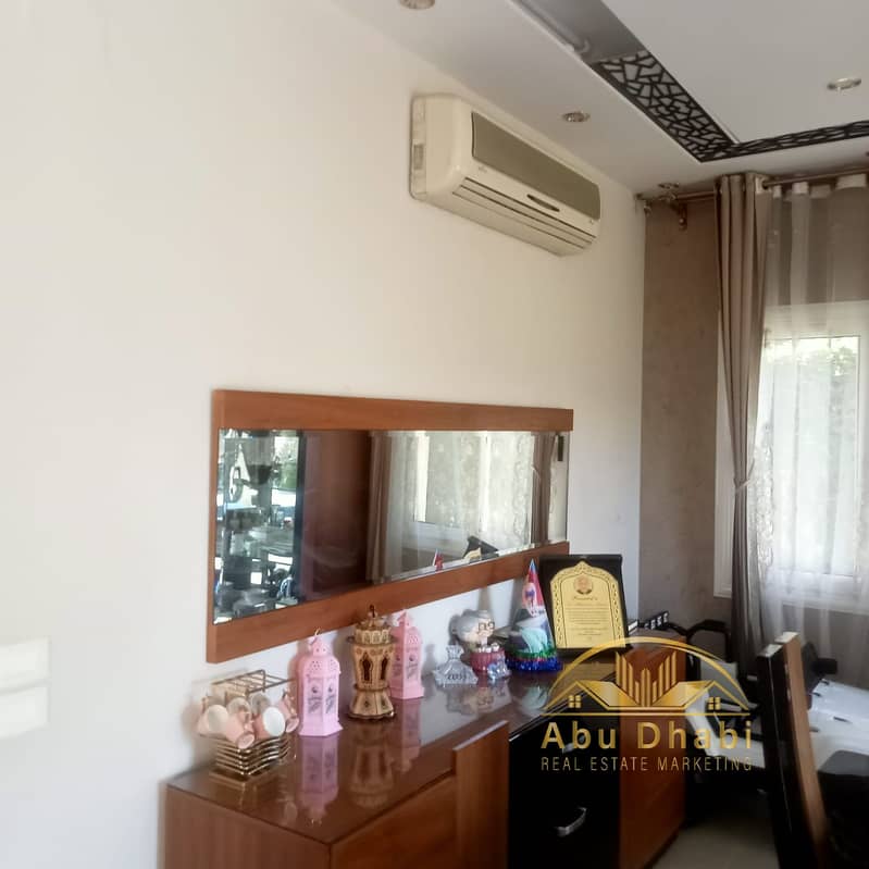 9 a288091d-839e-4f74-b21b-7960d6f942df. jpg