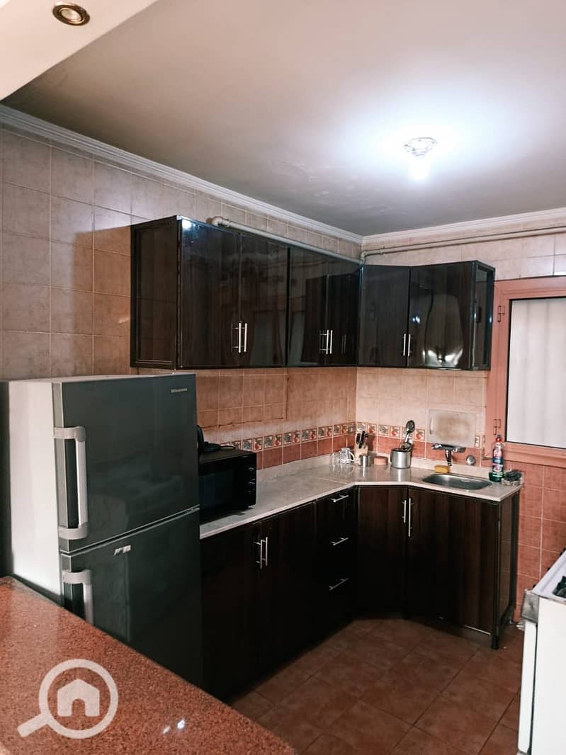 3 b0a75be7-69a4-4f98-8861-58b4f438e495. jpeg