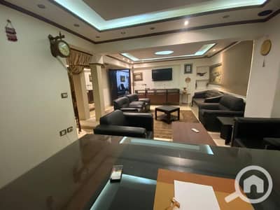 مکتب  للايجار في مصر الجديدة، القاهرة - 1001095636. jpg