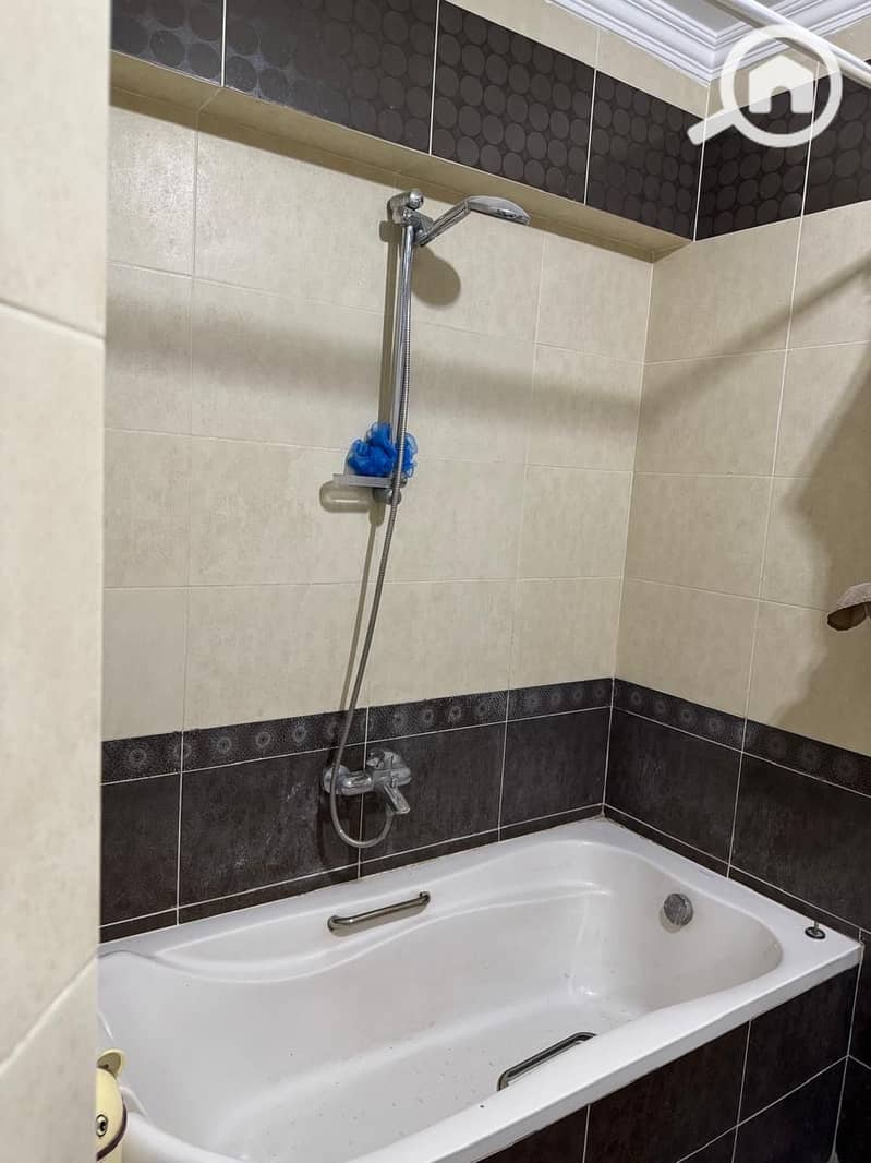 9 1aa762ea-e762-4f04-b19f-5c0fa418aa8c. jpeg