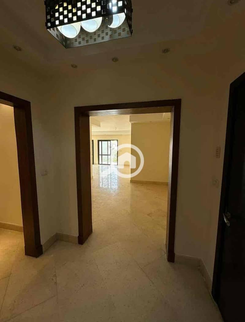 7 bb10c336-fda6-4ea6-b40b-7a9c0128ee7b. jpg