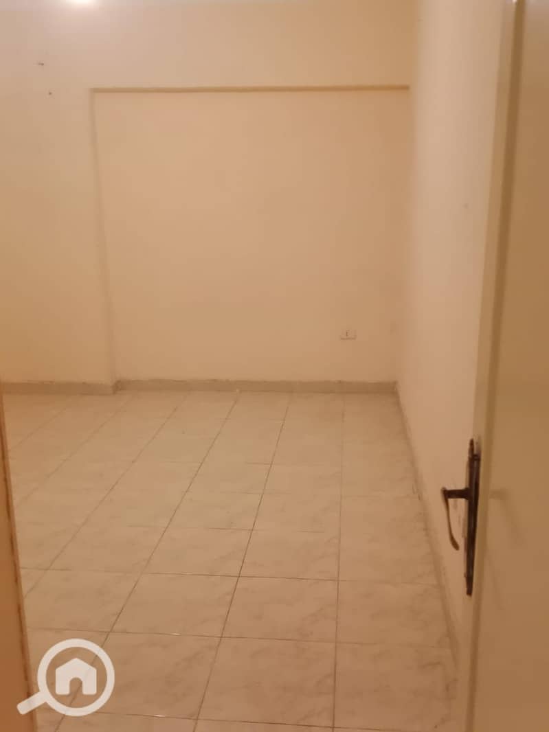 2 810bdc22-697c-44b5-b545-b476ed0ec6a9. jpeg