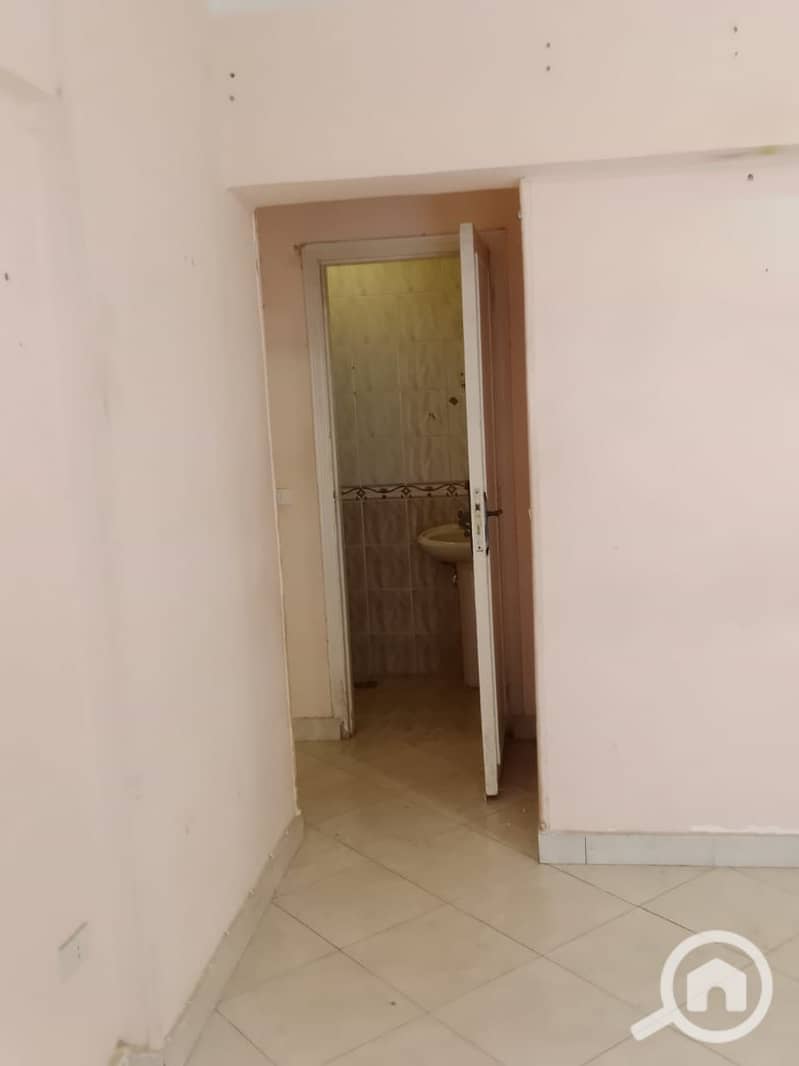 3 2002deb4-0cf4-47e4-90ce-b32b8f6b2aa9. jpeg