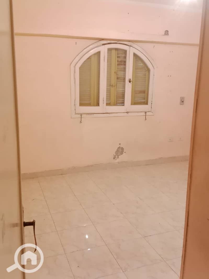 12 1043eda9-3865-429c-b4d5-e1927c5eca7b. jpeg