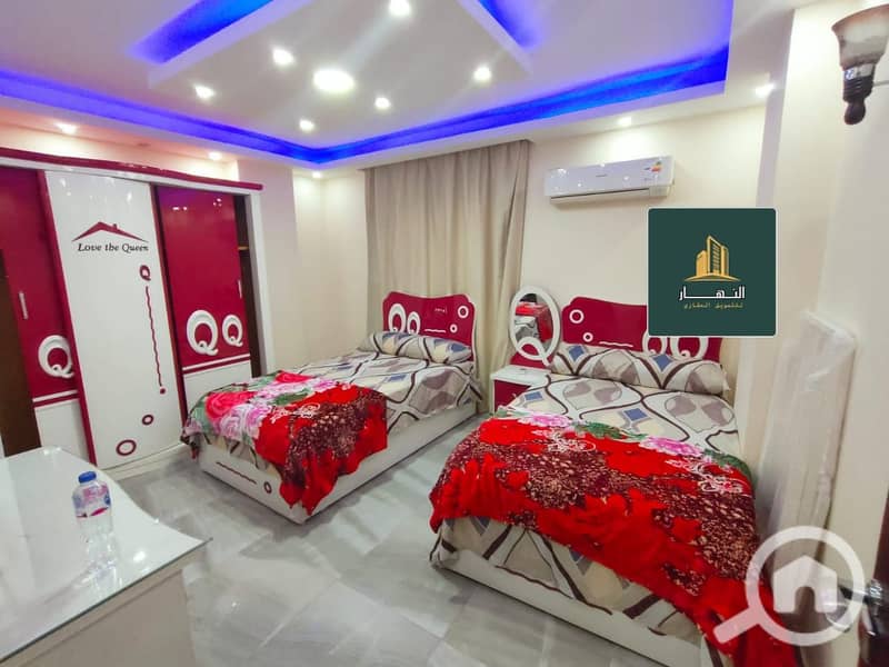 10 WhatsApp Image 2025-12-25 at 11.41. 21 PM254. jpeg