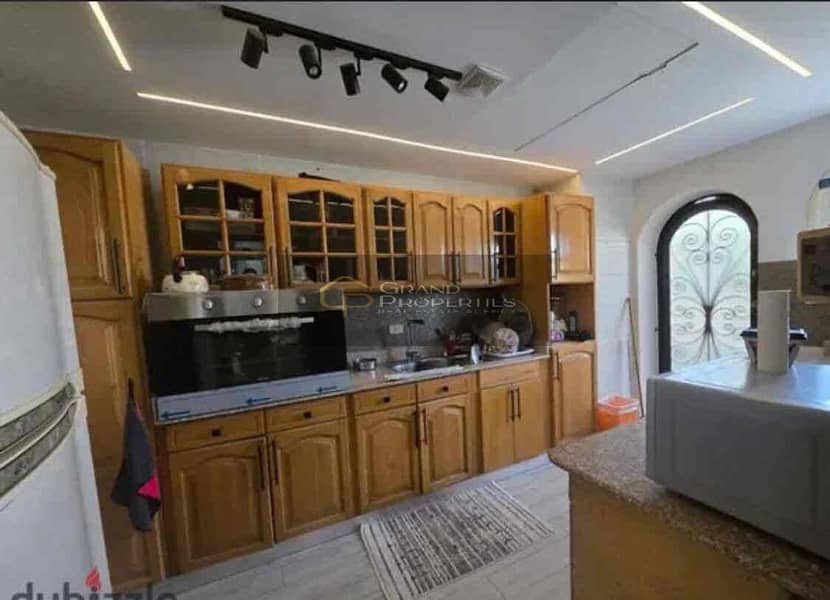 11 b00afc5e-a754-43eb-97f1-084d06c281c5. jpg