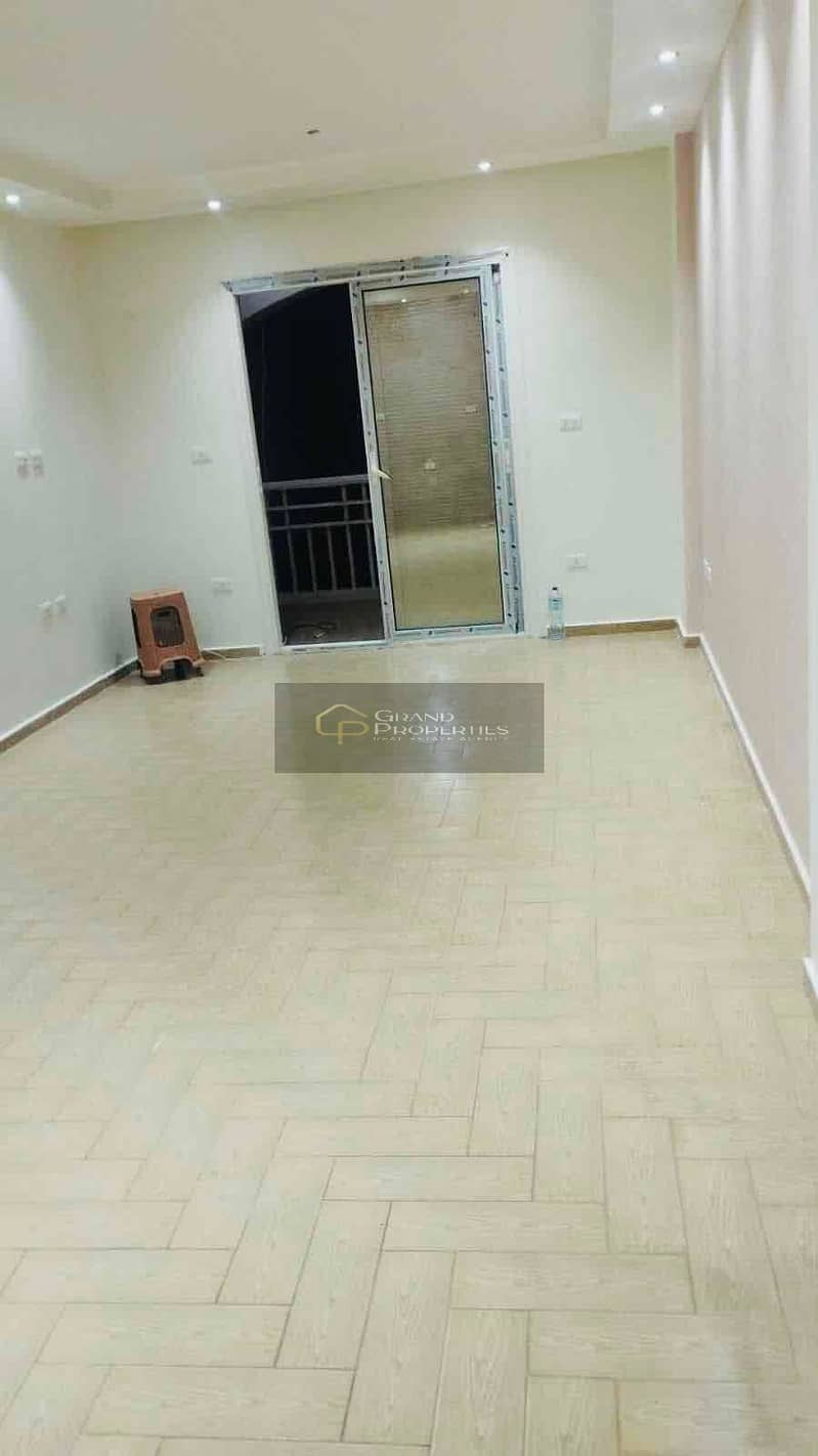 2 6edd5421-89ef-4d20-9e77-9626319a70b8. jpg