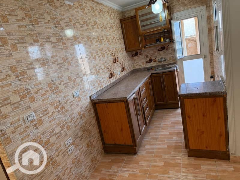 4 49250a66-3e71-4819-85fd-ad5b5eb68e3b. jpg