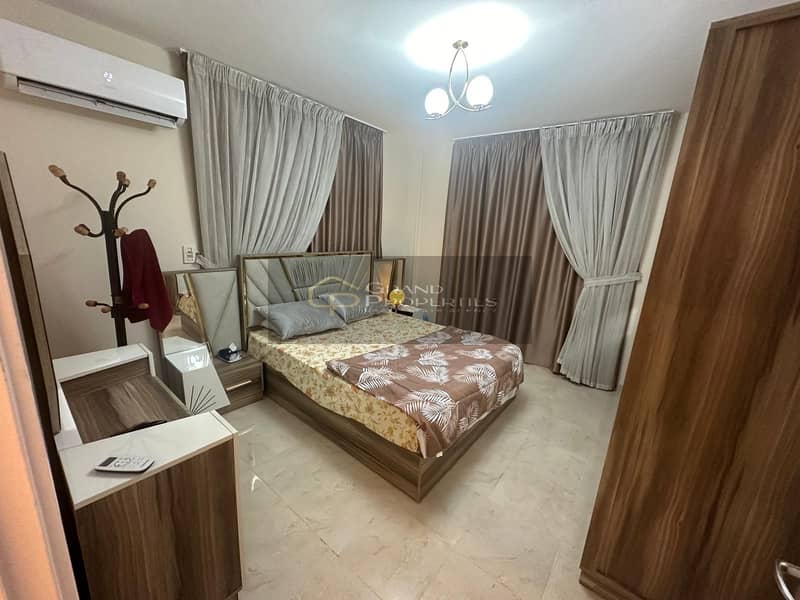 12 db096cd9-1a9f-4d93-8b87-b743f94cbdbb. jpg