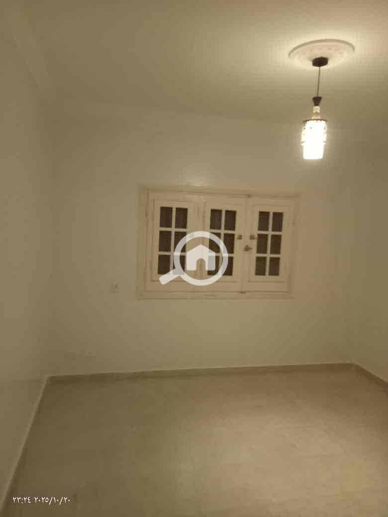 6 82b47130-caaa-4a2f-aba1-fde4de0705a9. jpg