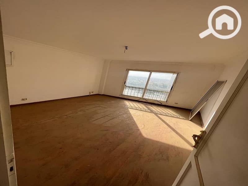 7 042a22ae-e61b-41ef-bcba-f09e06c0adfa. jpg