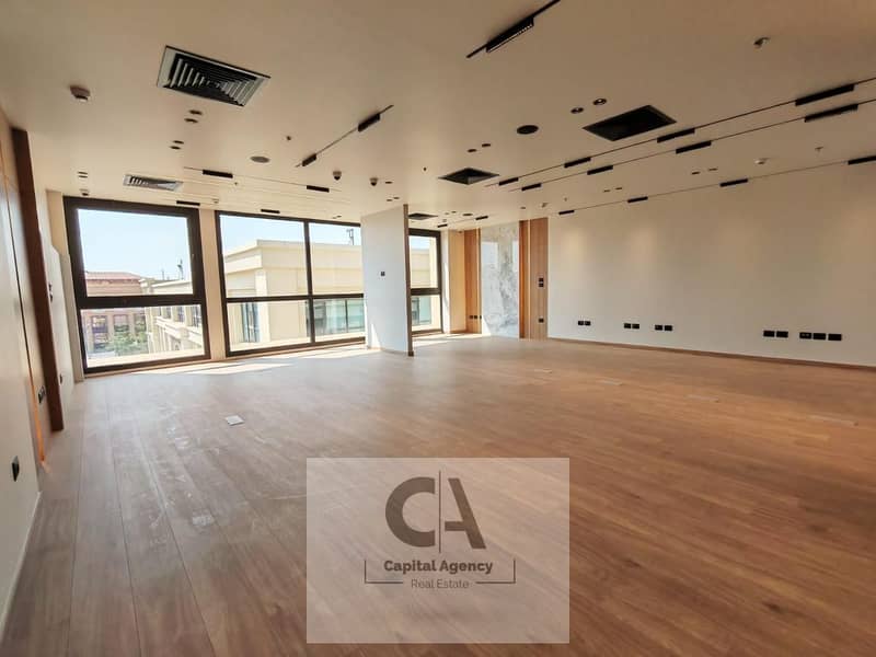 7 085767c7-802f-489f-9ae5-45ea78d480a3. jpg