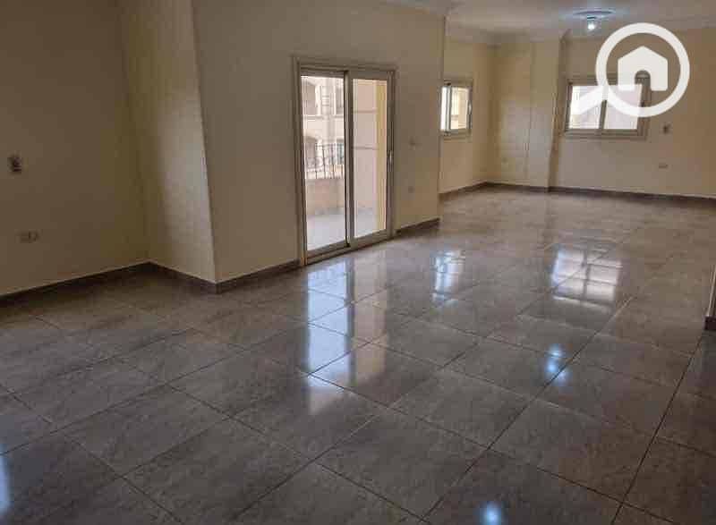 4 834e9af2-f538-437a-8cc3-86fec113ad29. jpg