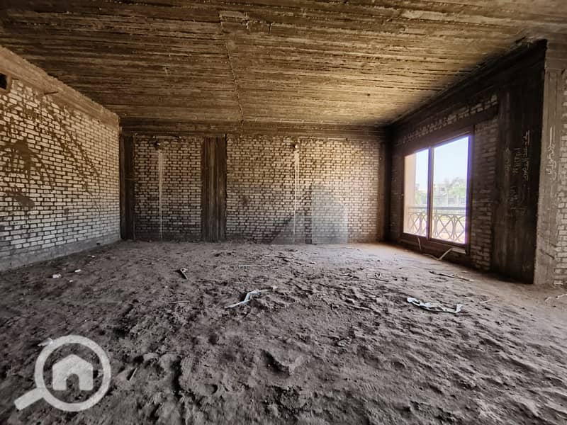 10 92c2df39-d18a-4ceb-8744-4edbb634c017. jpeg