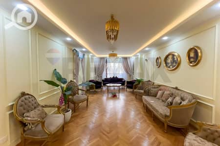 شقة 3 غرف نوم للايجار في سموحة، الإسكندرية - 01. jpg