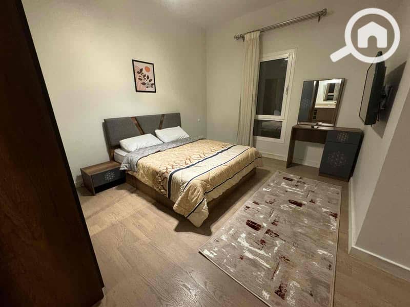 4 2ac99ed3-db5e-4064-83ea-42965233f0a3. jpg